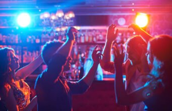 Why Do Women Cope With Stress A Lot Better than Men